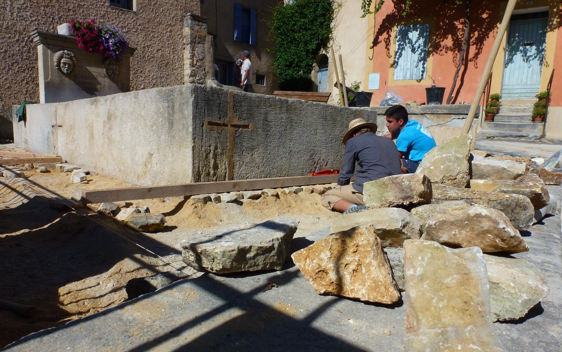 union-apare-cme-2016_caromb-fontaines-julia-(13)---copie_1920x0 chantiers jeunes bénévoles patrimoine